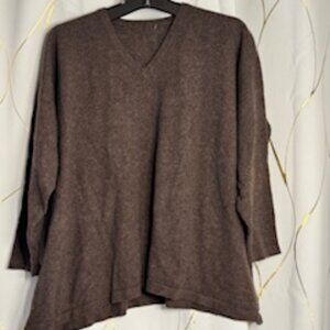 Eskandar Brown Scottish Cashmere V-Neck Sweater – One Size